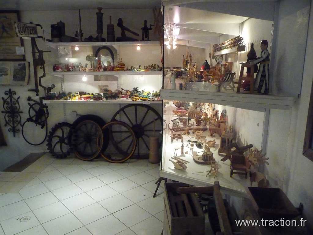 201009_Freland (37).jpg - 18/09/2010 - 68240 FRELANDCVAAM - 27mes JOURNES EUROPENNES DU PATRIMOINELES TROIS MUSES " BARLIER " - Muse de la Traverse du Sicle
